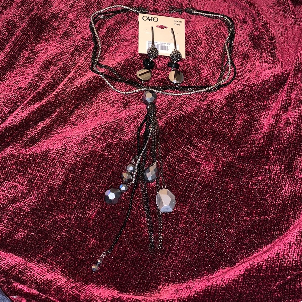 Cato necklace and earrings